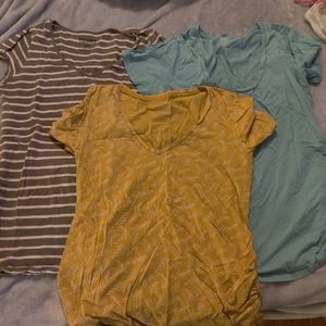 Maternity 3 T-Shirt Lot